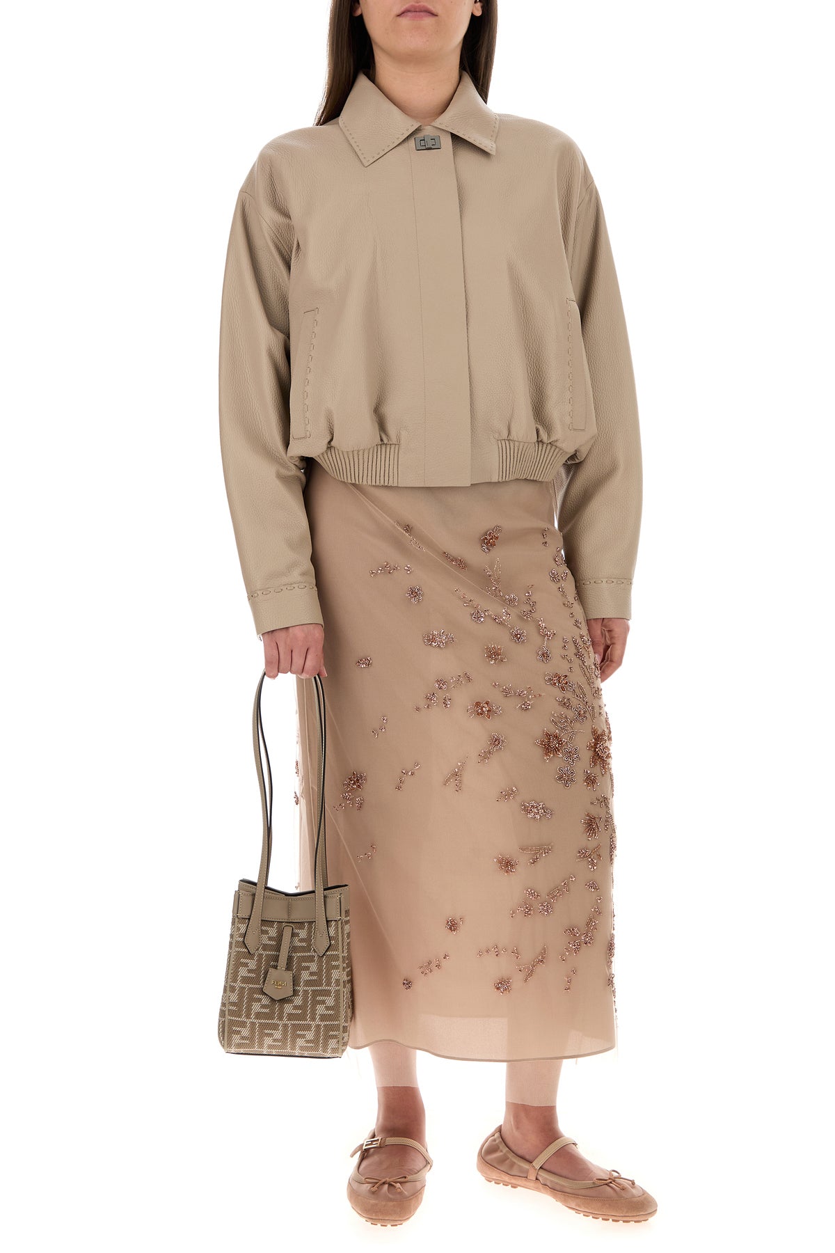 2000015886307-2000015883979-2000015883269-2000015884419