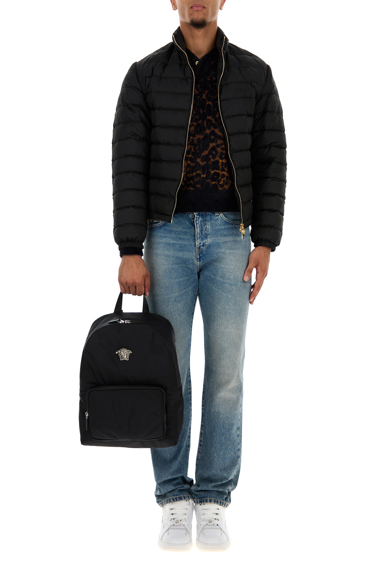 2000015928335-2000016421927-2100002793981-2000015928564-2000015928540