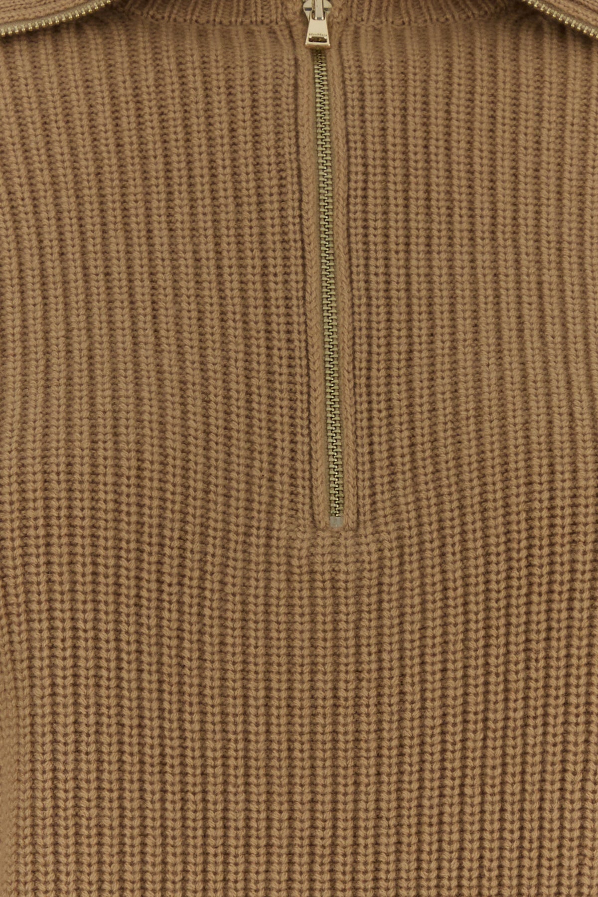 2000016688931_5