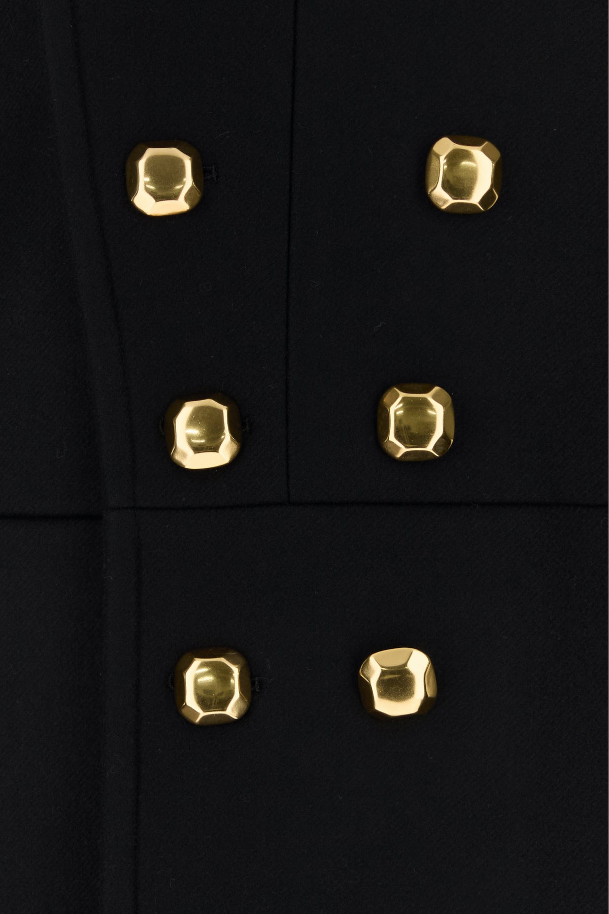 2000016782783_5
