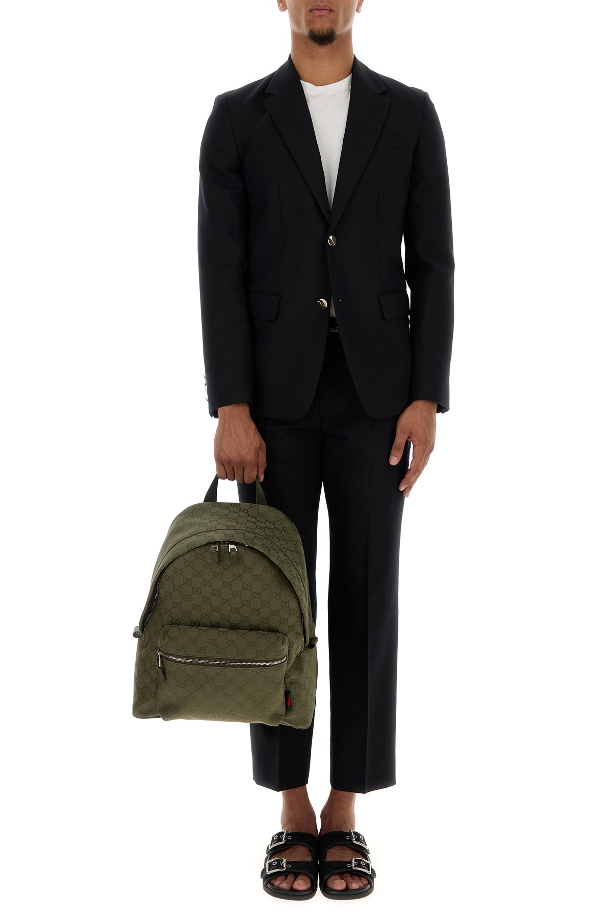 2000016924688-2000016987409-2000016924428-2000016989229