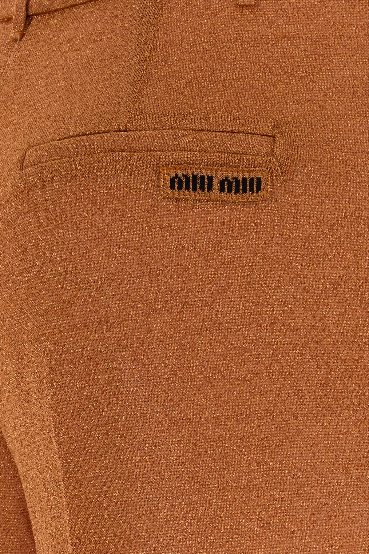 2000017694696_5