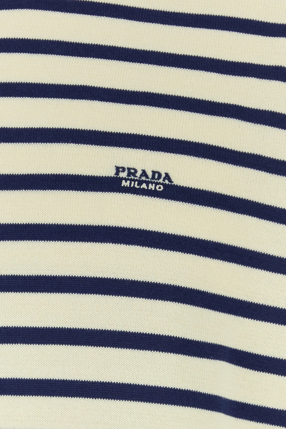2000017828602_5