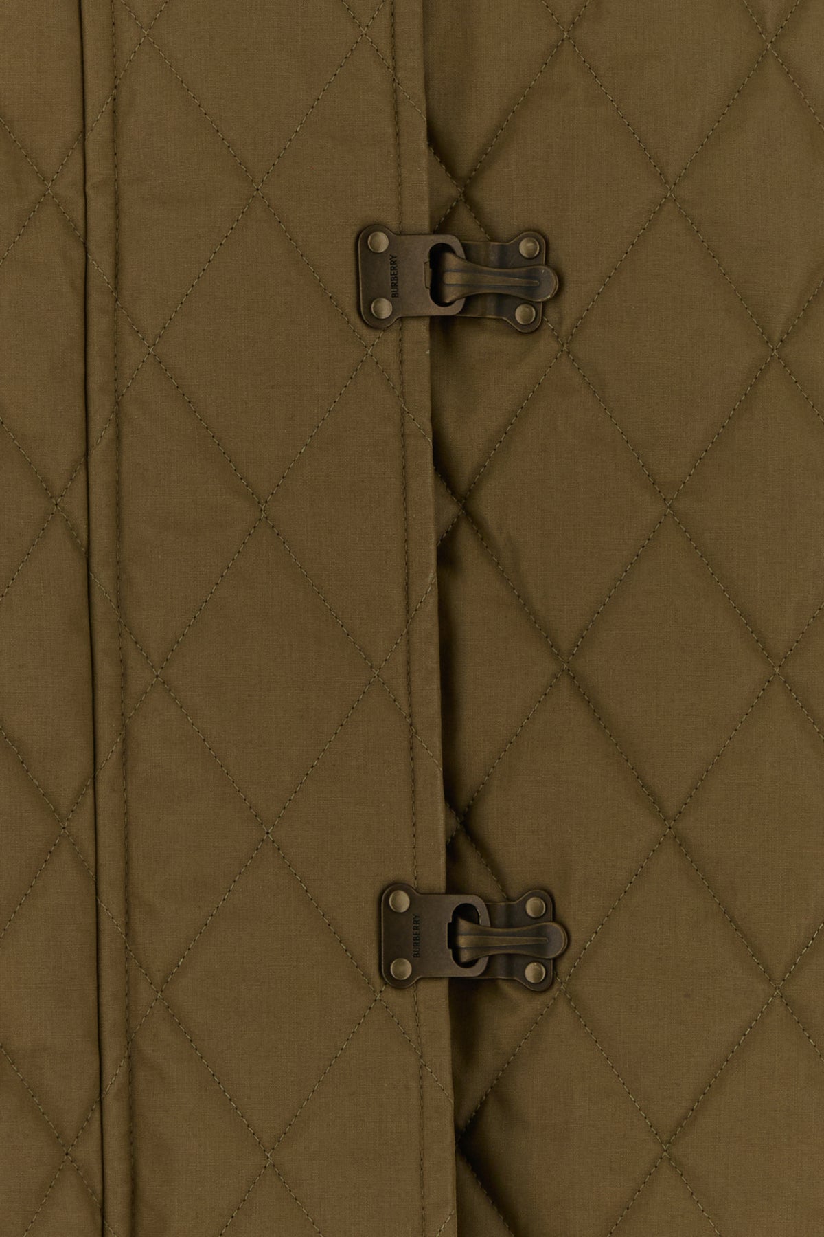 2000017863689_5