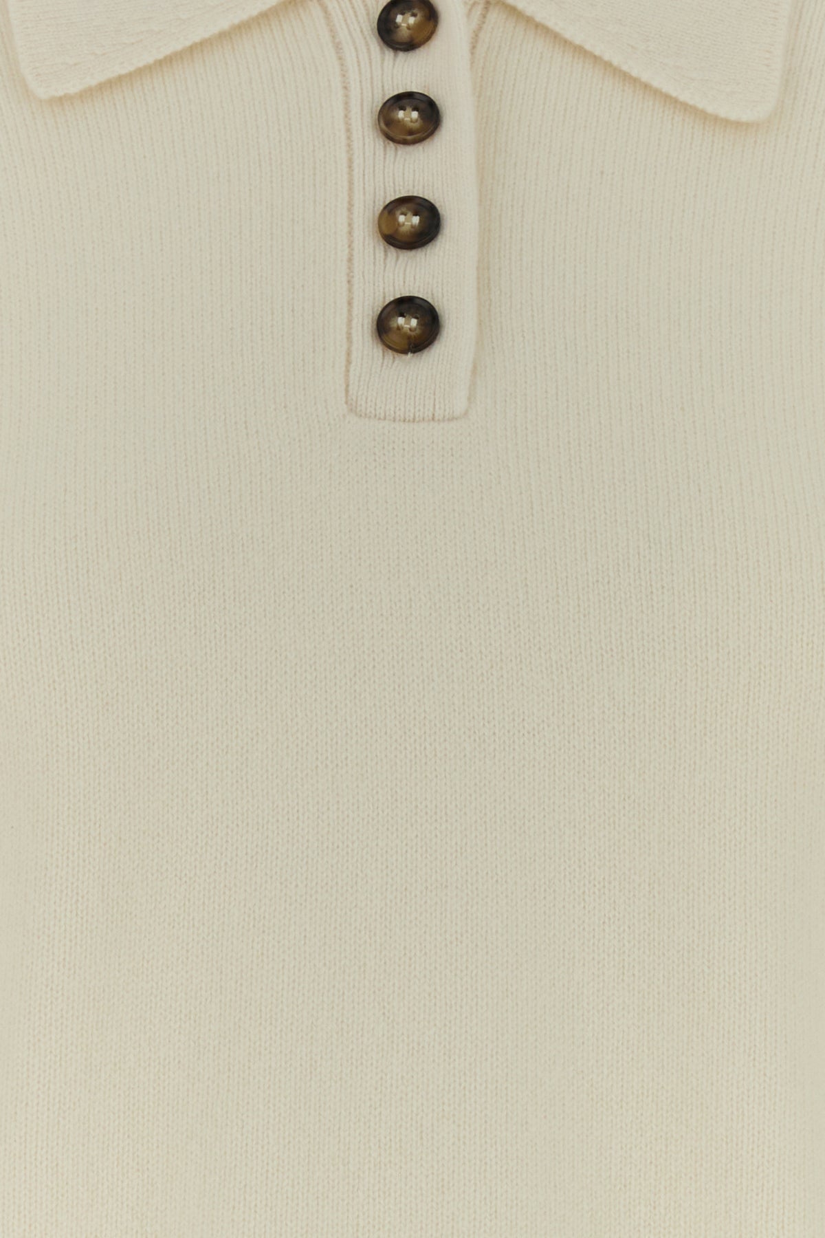 2000017881980_5