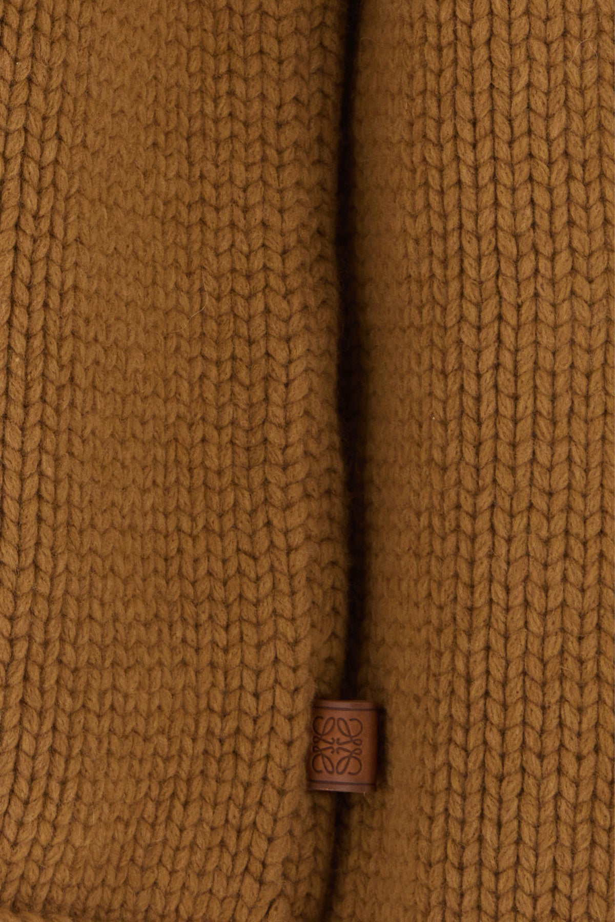 2000017883236_5