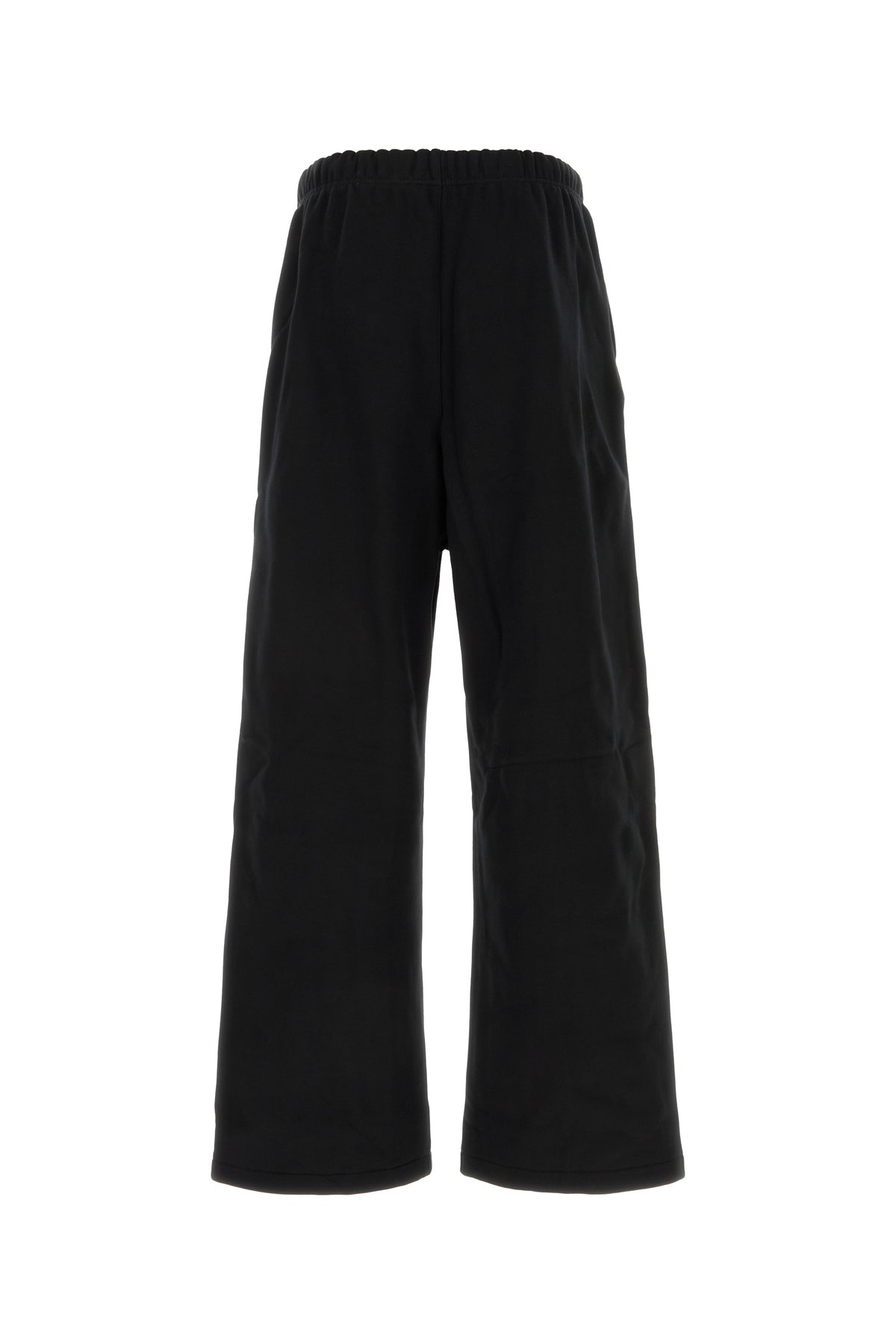 2000017944173_2