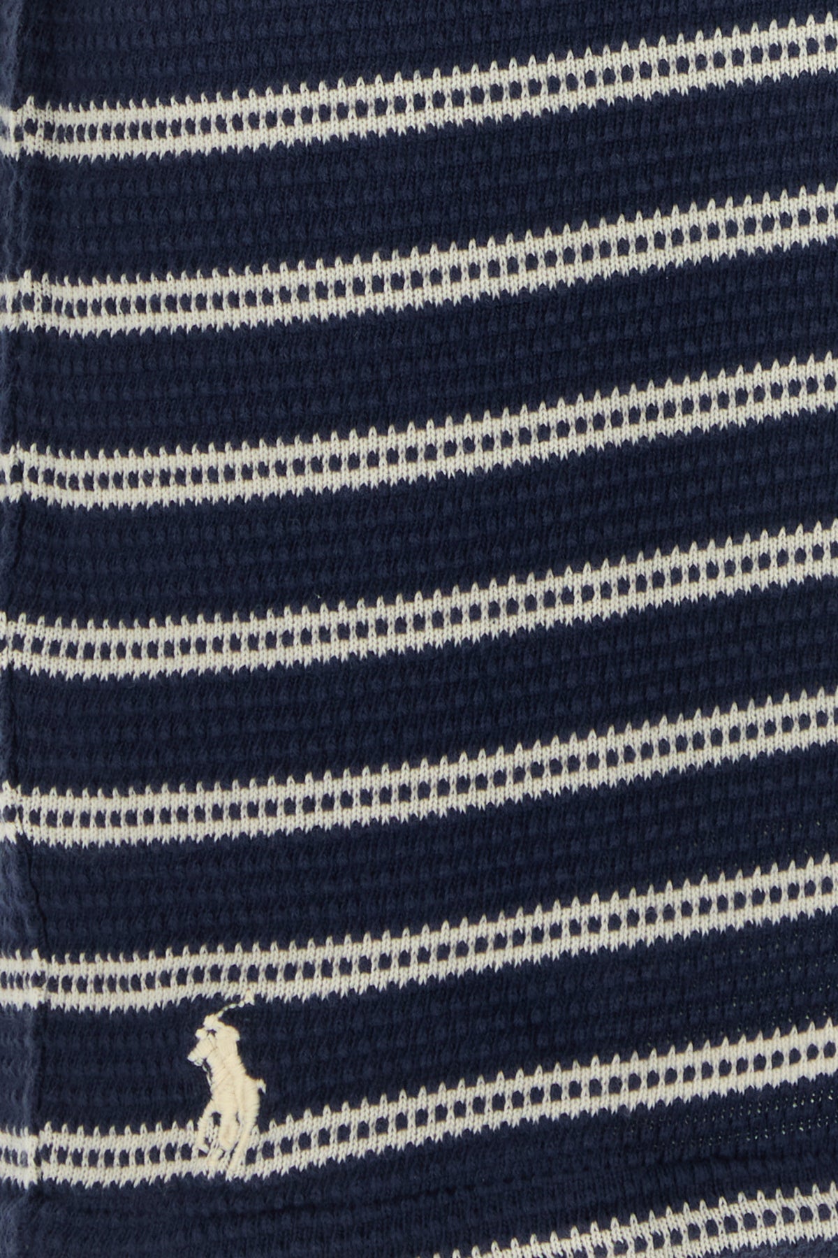 2000017984674_5