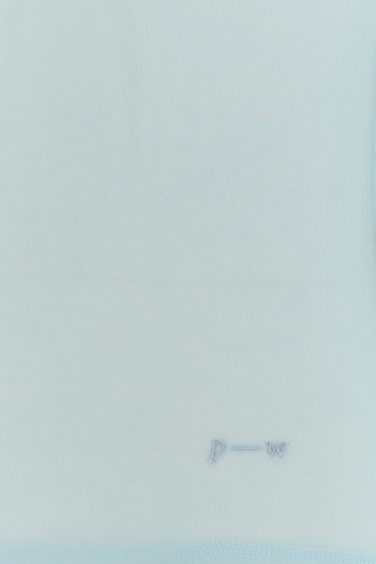 2000018070338_5