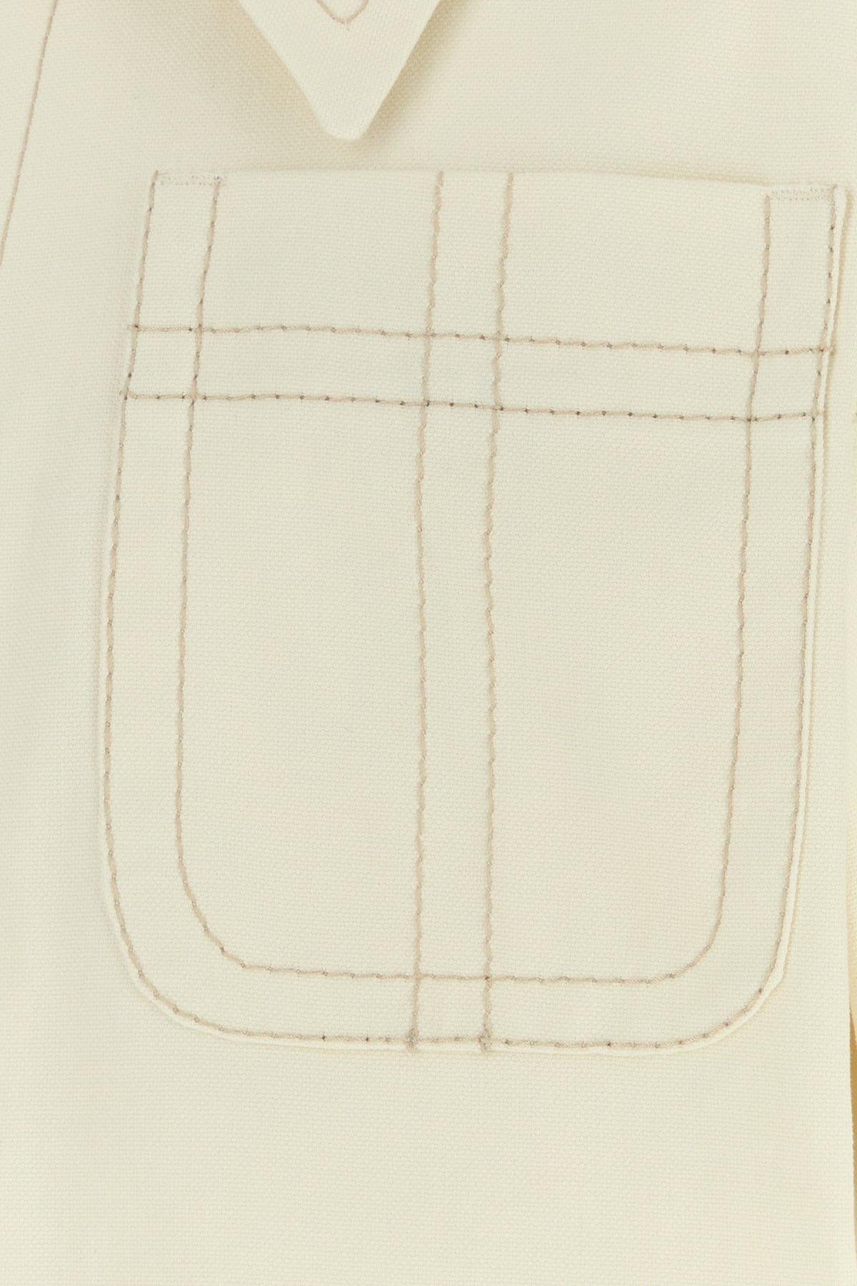 2000018079232_5
