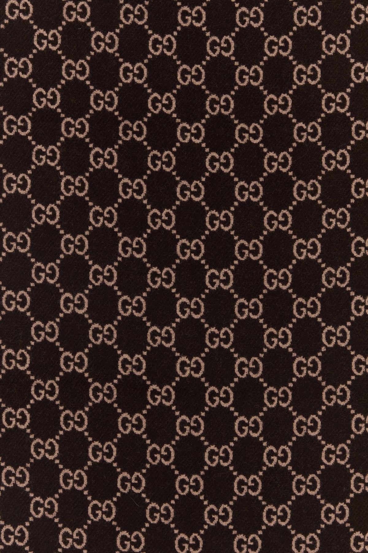 2000018091050_3