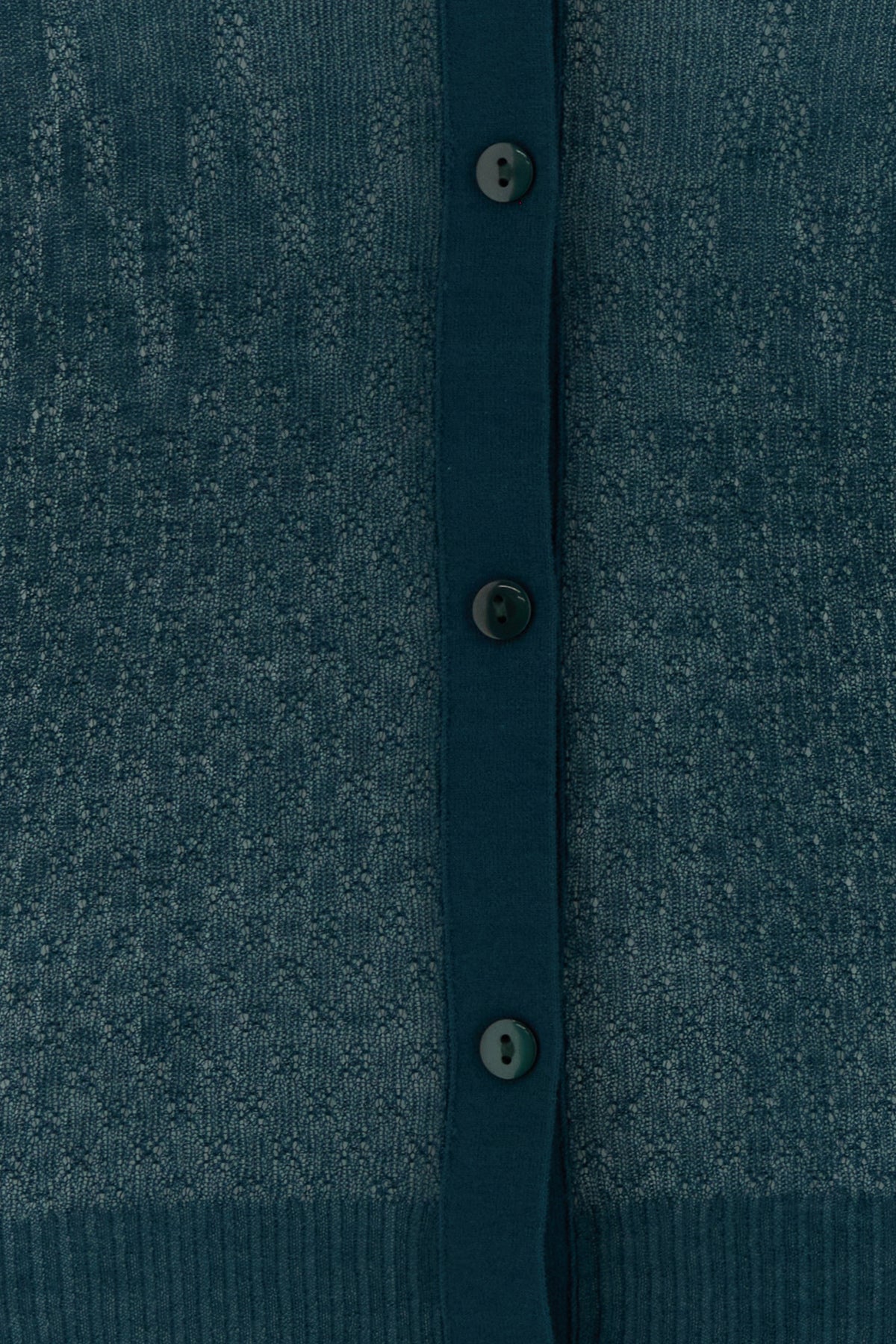 2000018270011_5