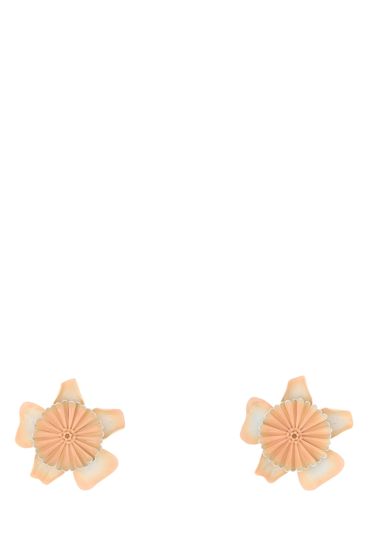 2000018351673_1