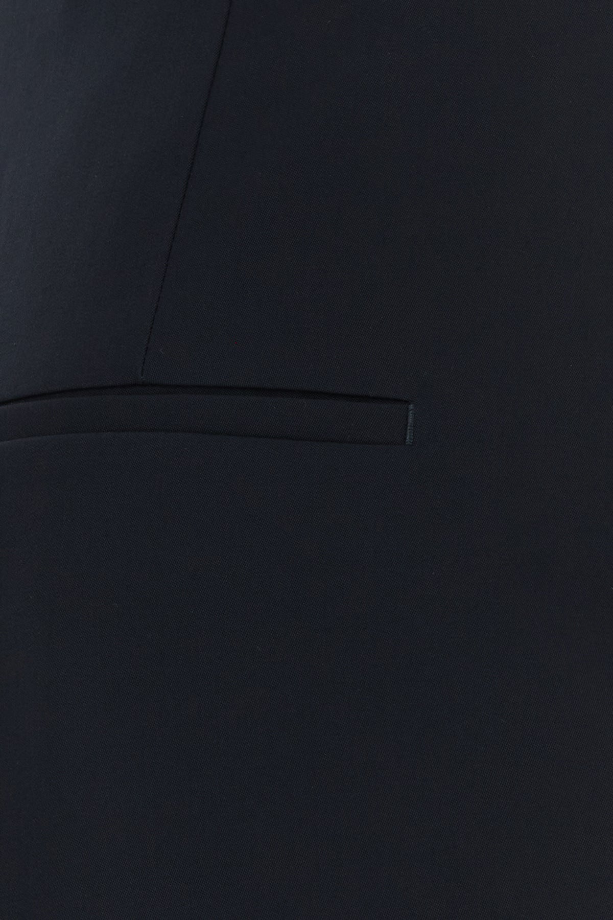 2000018506691_5