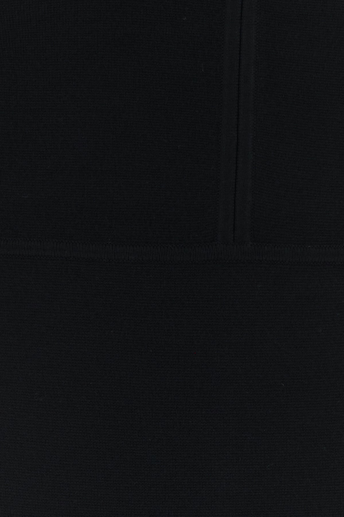 2000018518069_5