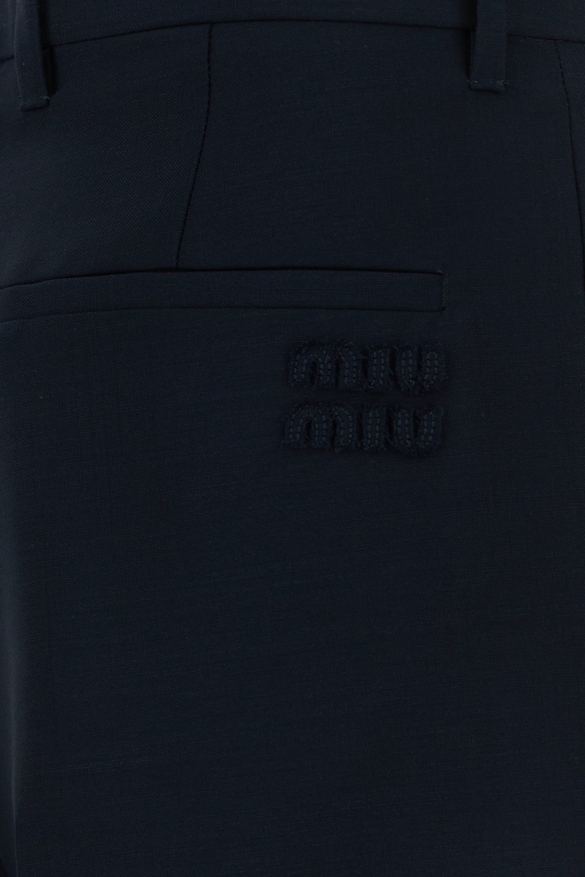 2000018542170_5