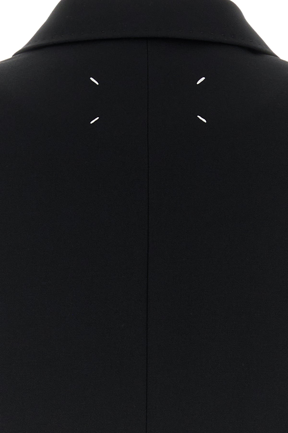 2000018546253_5