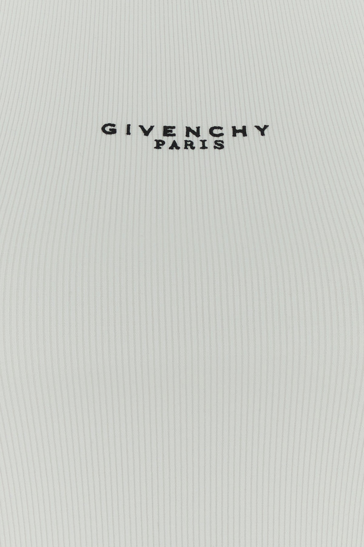 2000018624739_5