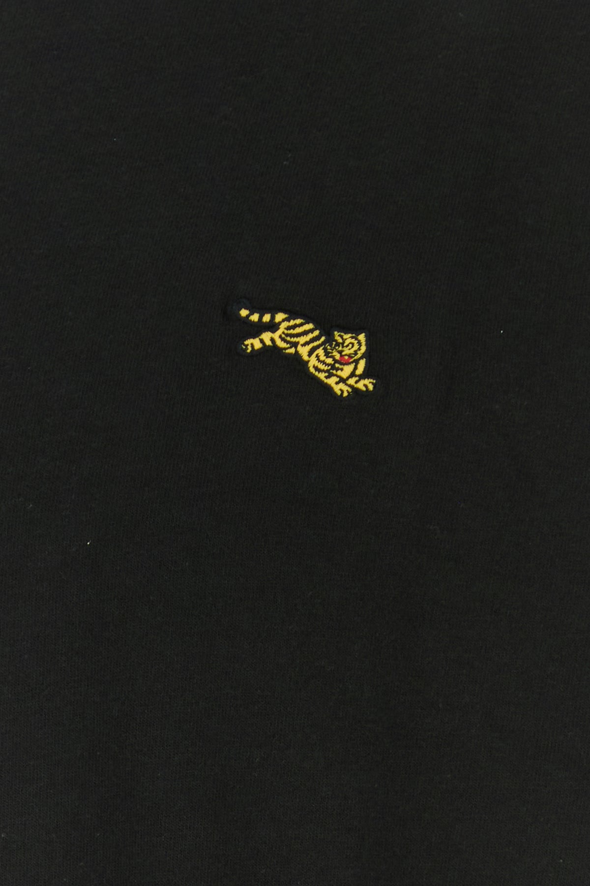 2000018673713_5