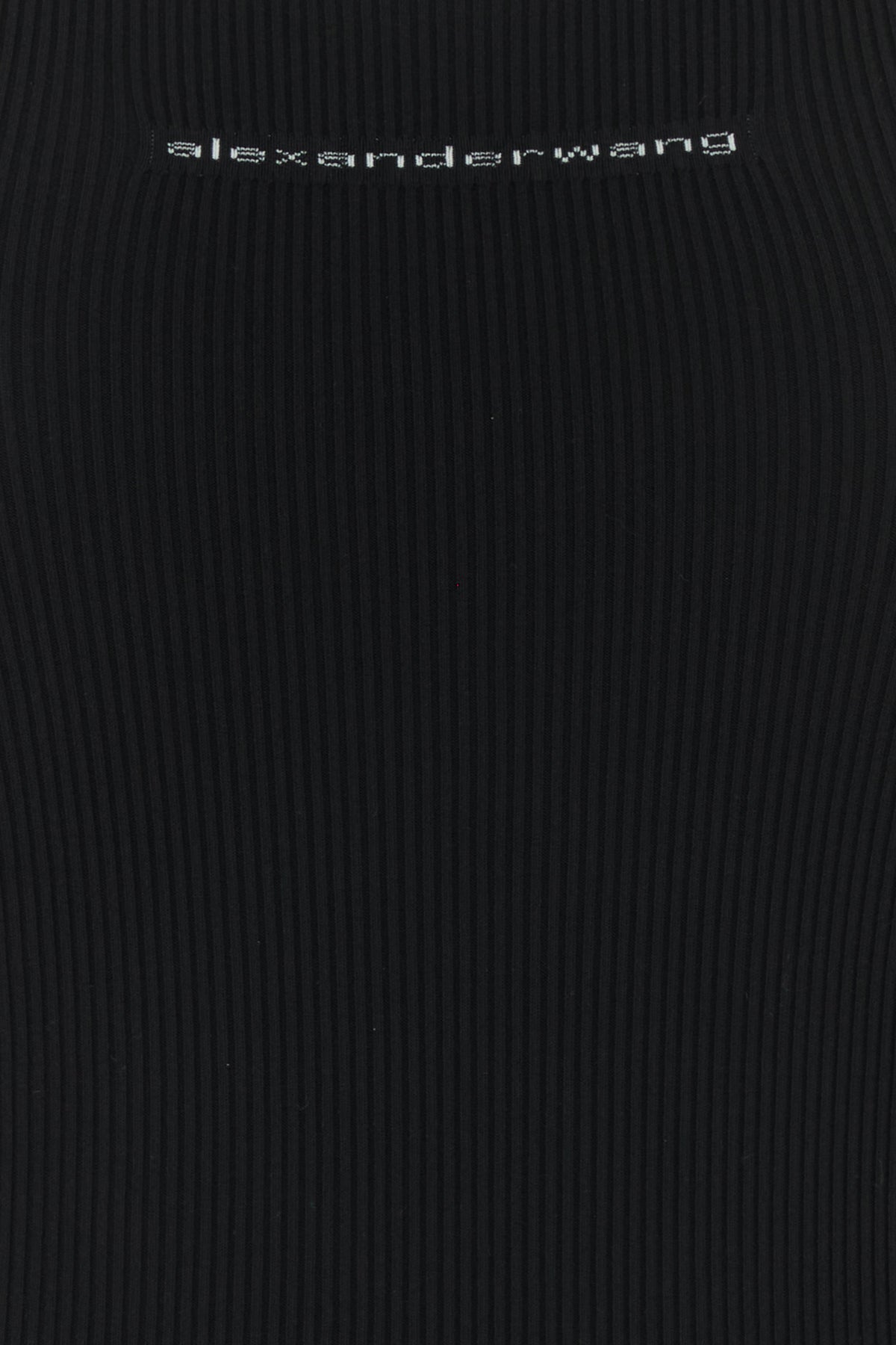 2000018848180_5