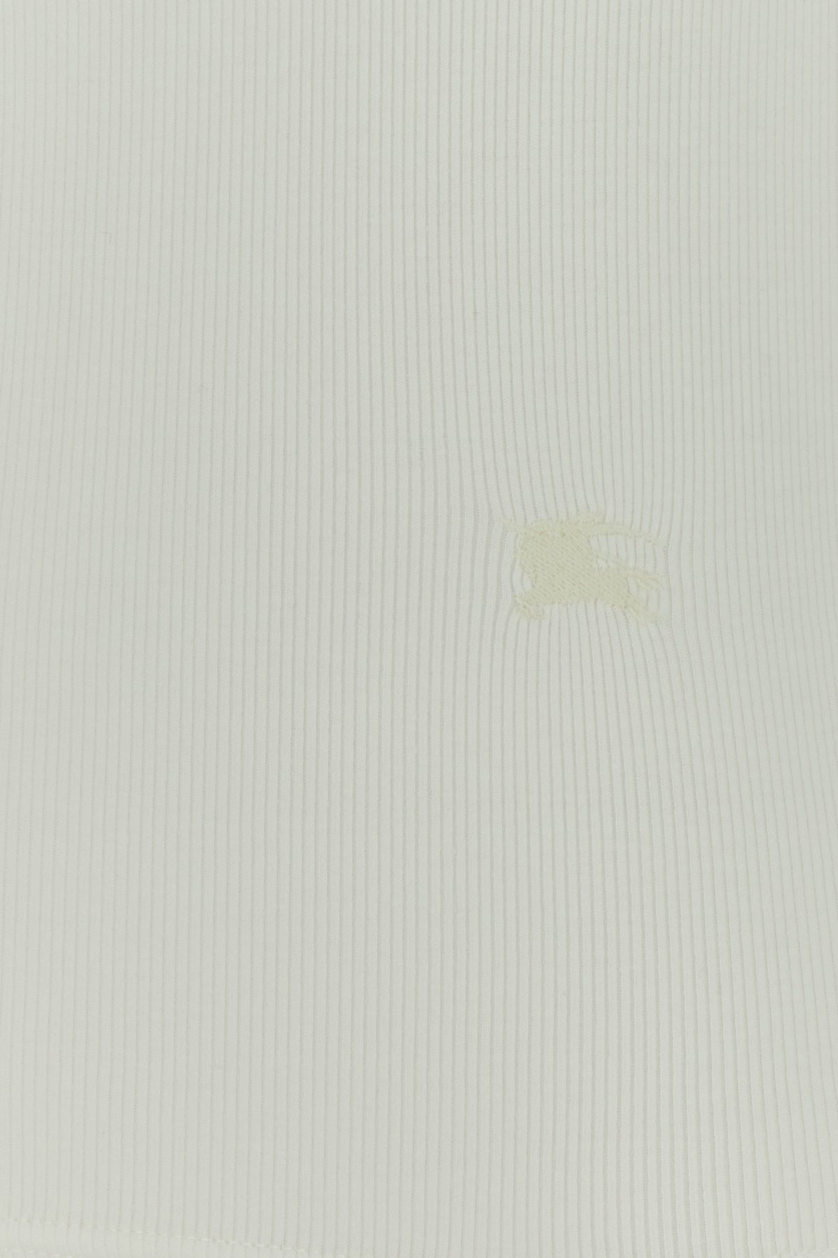 2000018863640_5