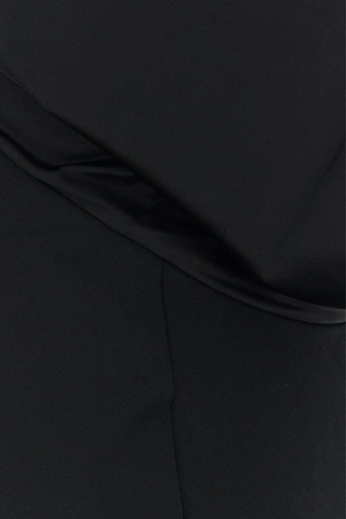 2000018908822_5