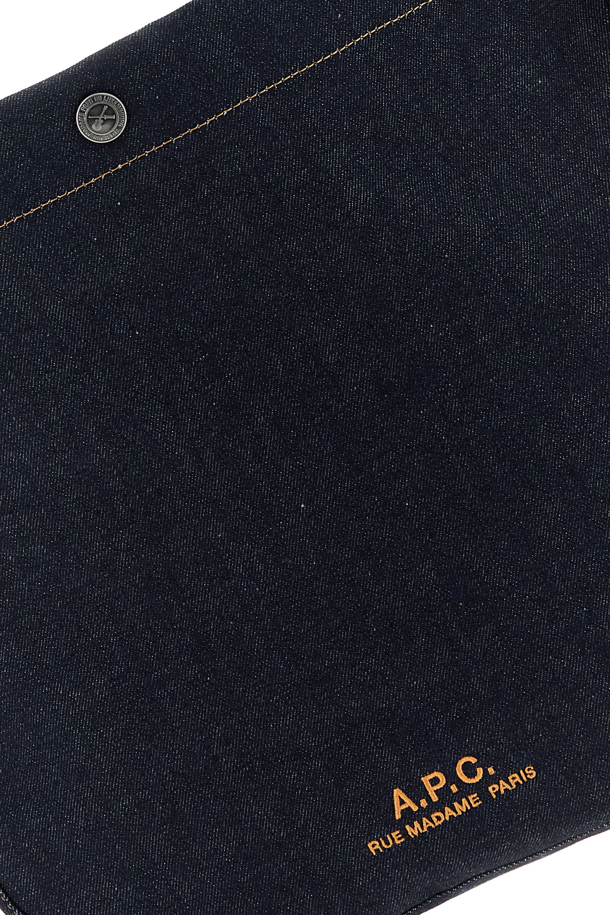 2000018919811_4