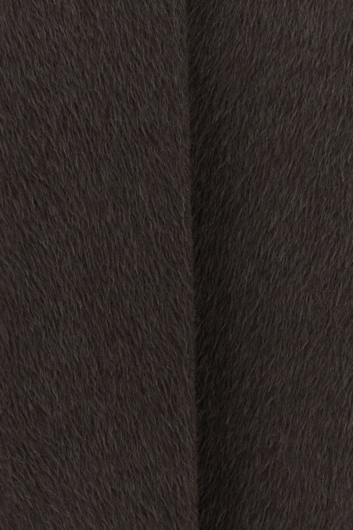 2000019052272_5