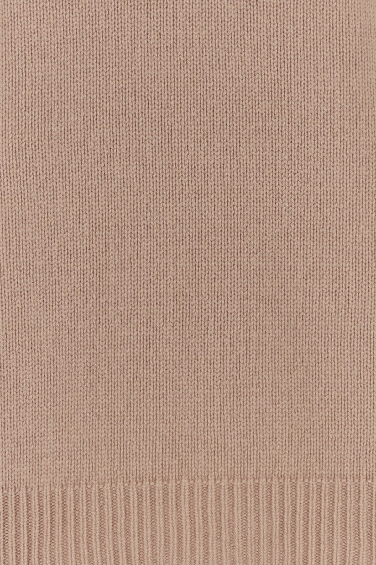 2000019104728_5