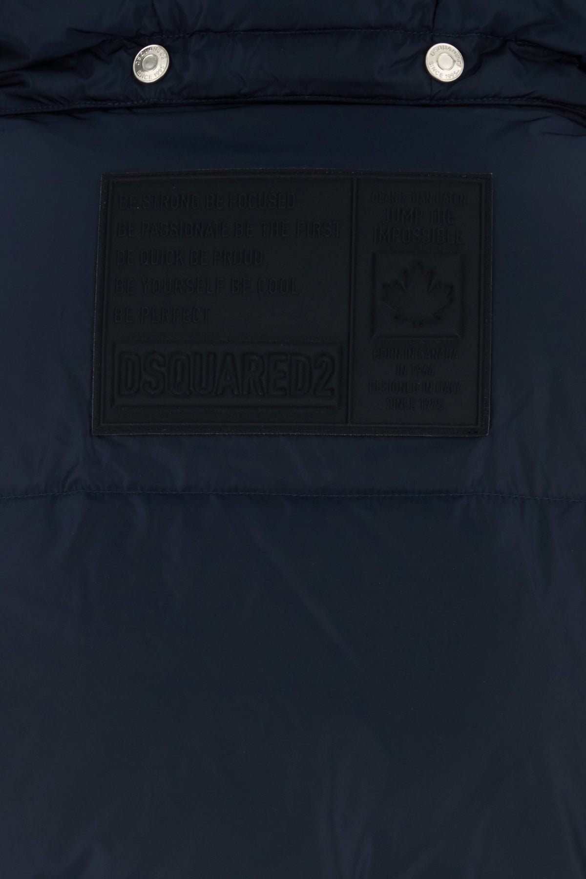 2000019469711_5