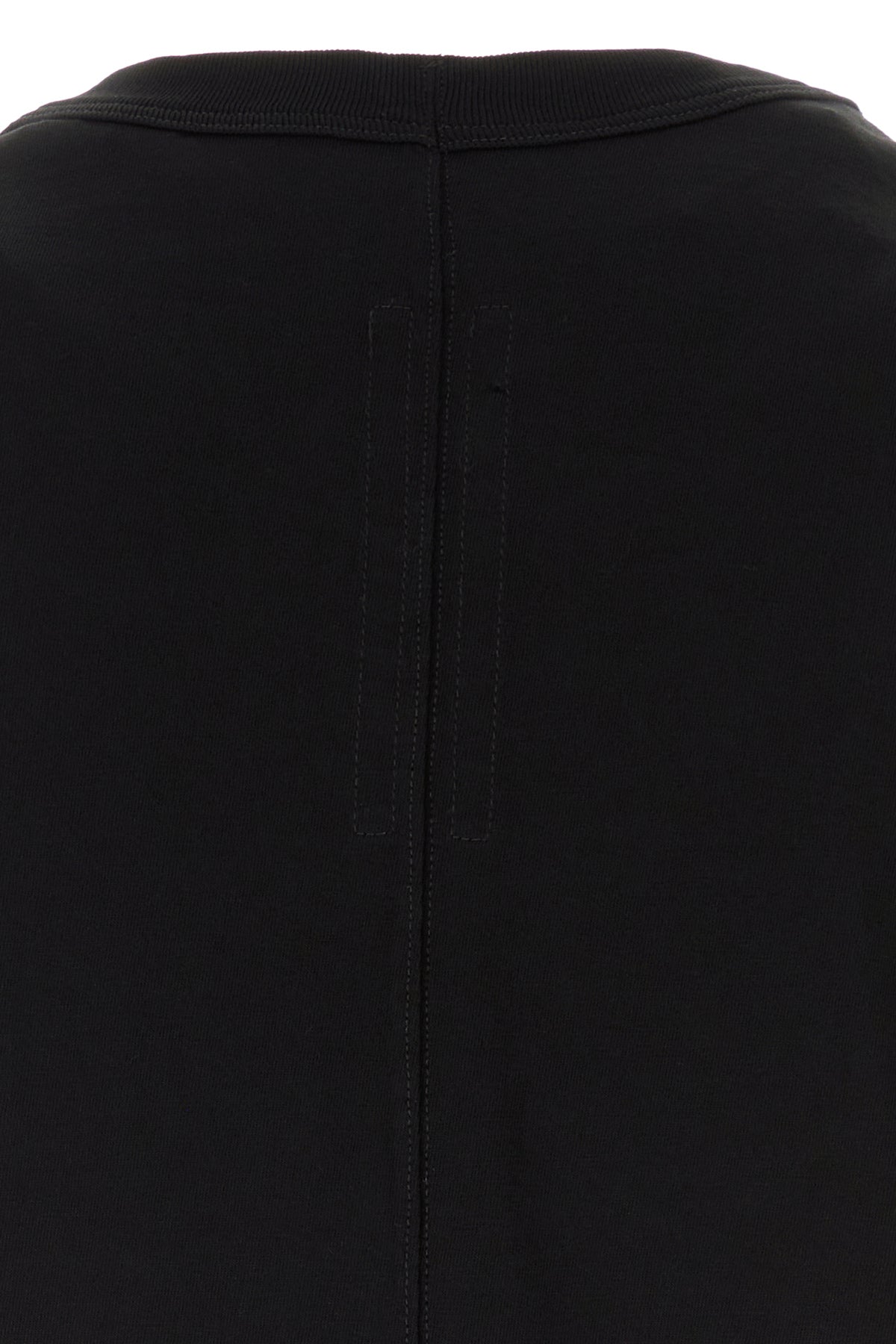2000019820178_5
