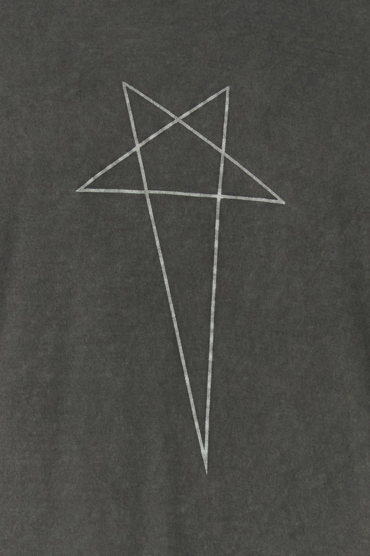 2000019843740_5