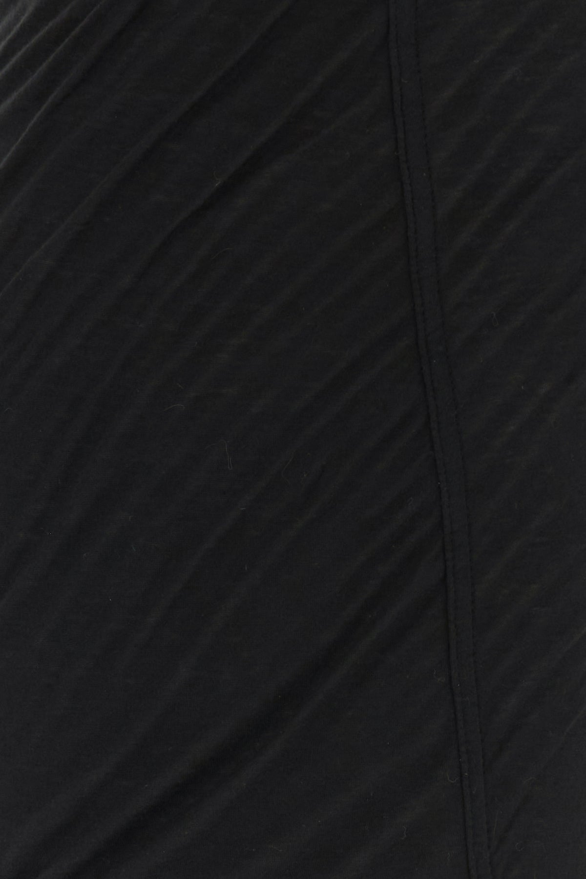 2000019845263_5