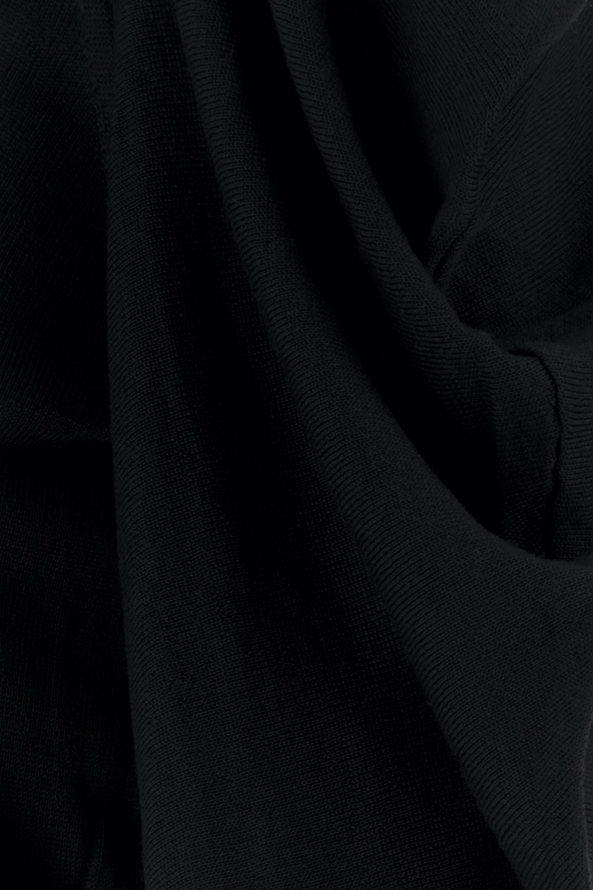 2000020220875_5