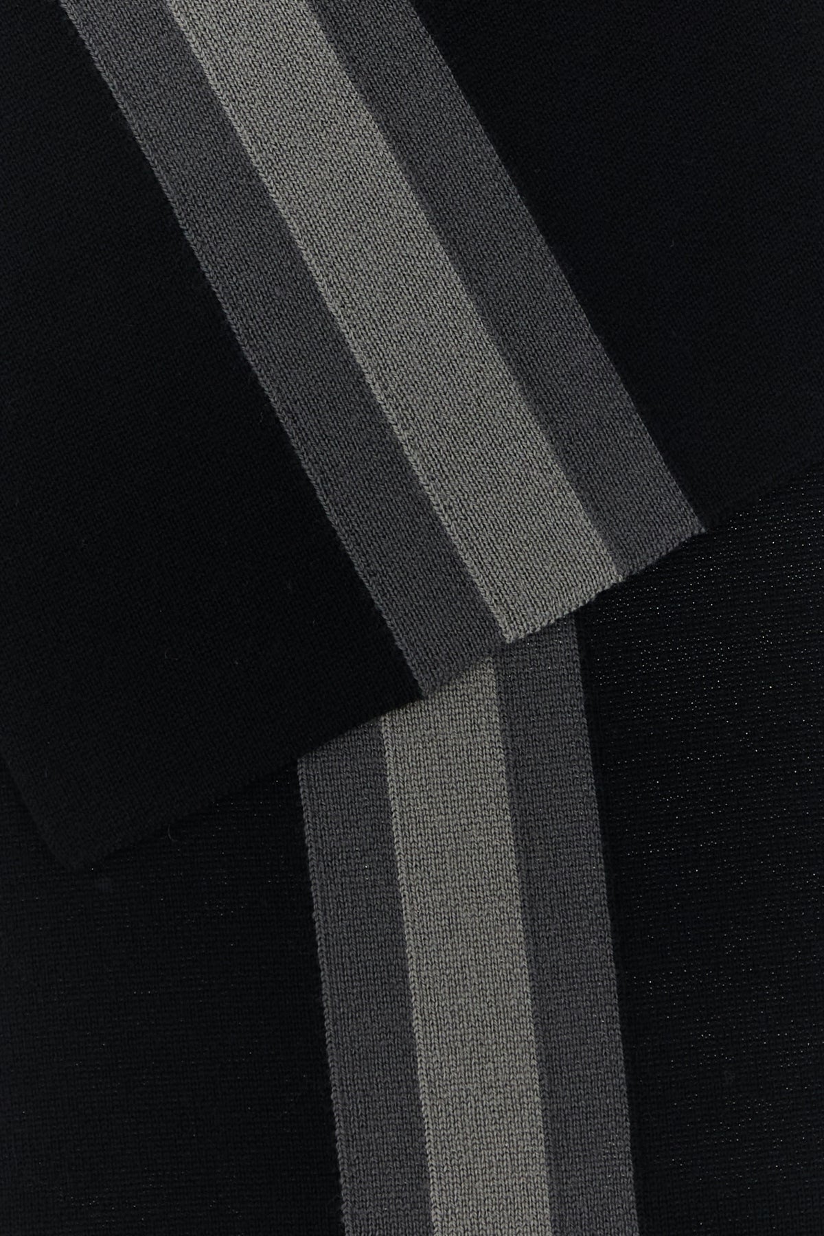 2000020326775_3