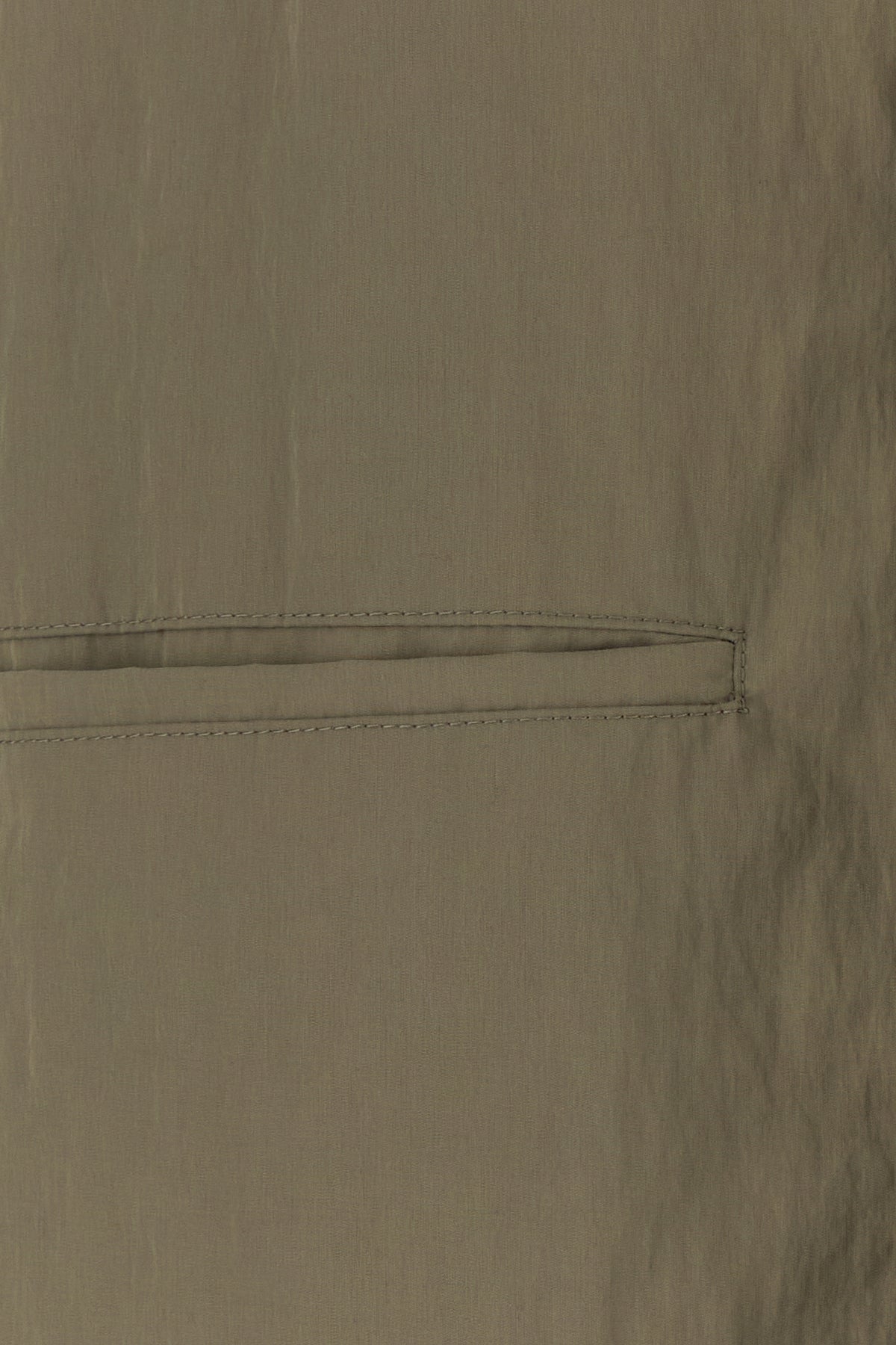 2000020333926_5