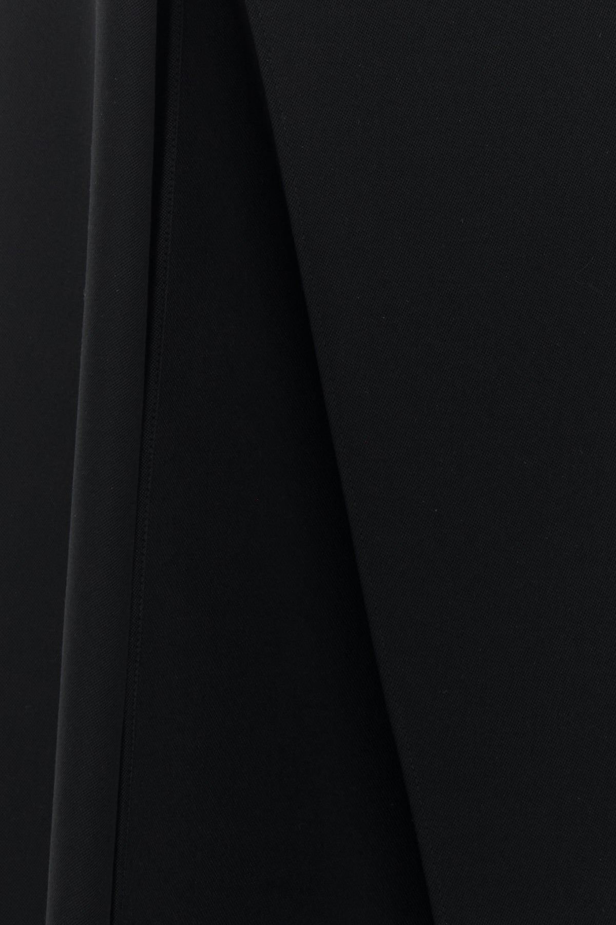 2000020680792_5