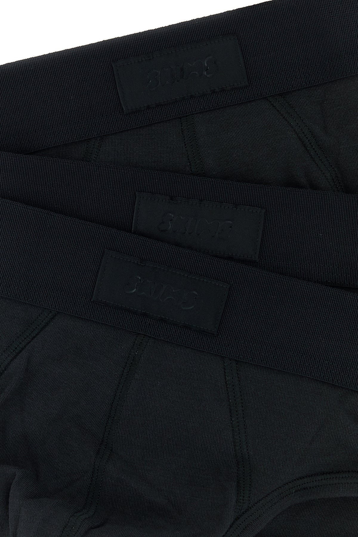 2000020681423_5
