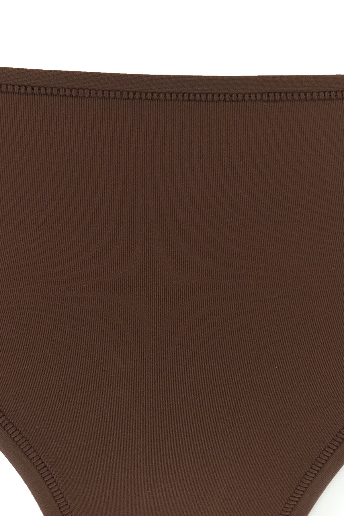 2000020686589_5