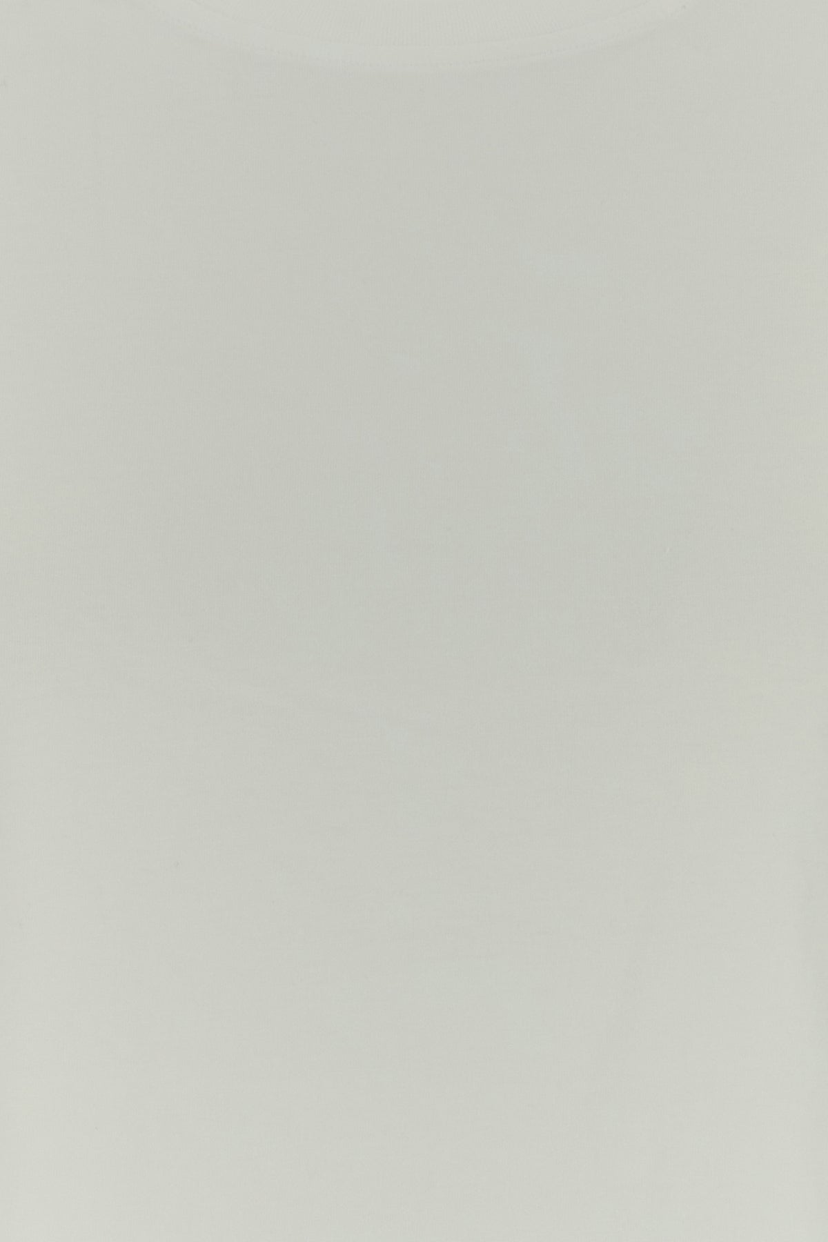2000020822581_5