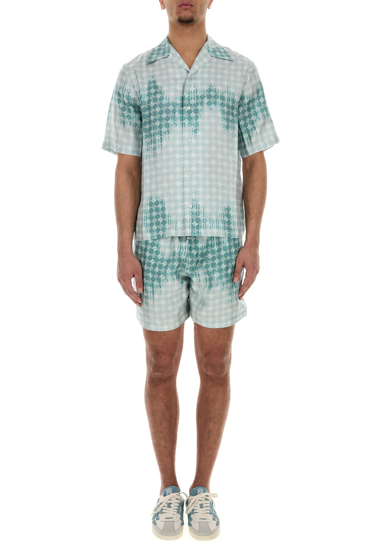 2000015394109-2000015394024-2000015393836