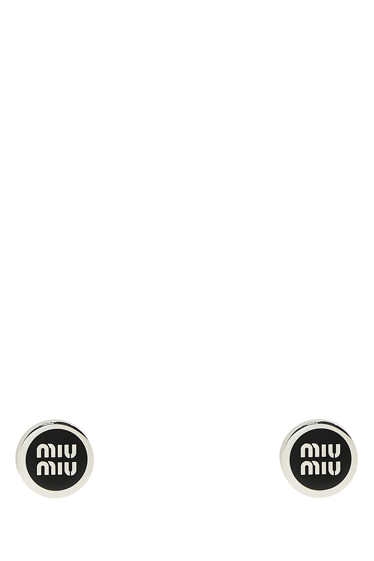 2000015508926_1