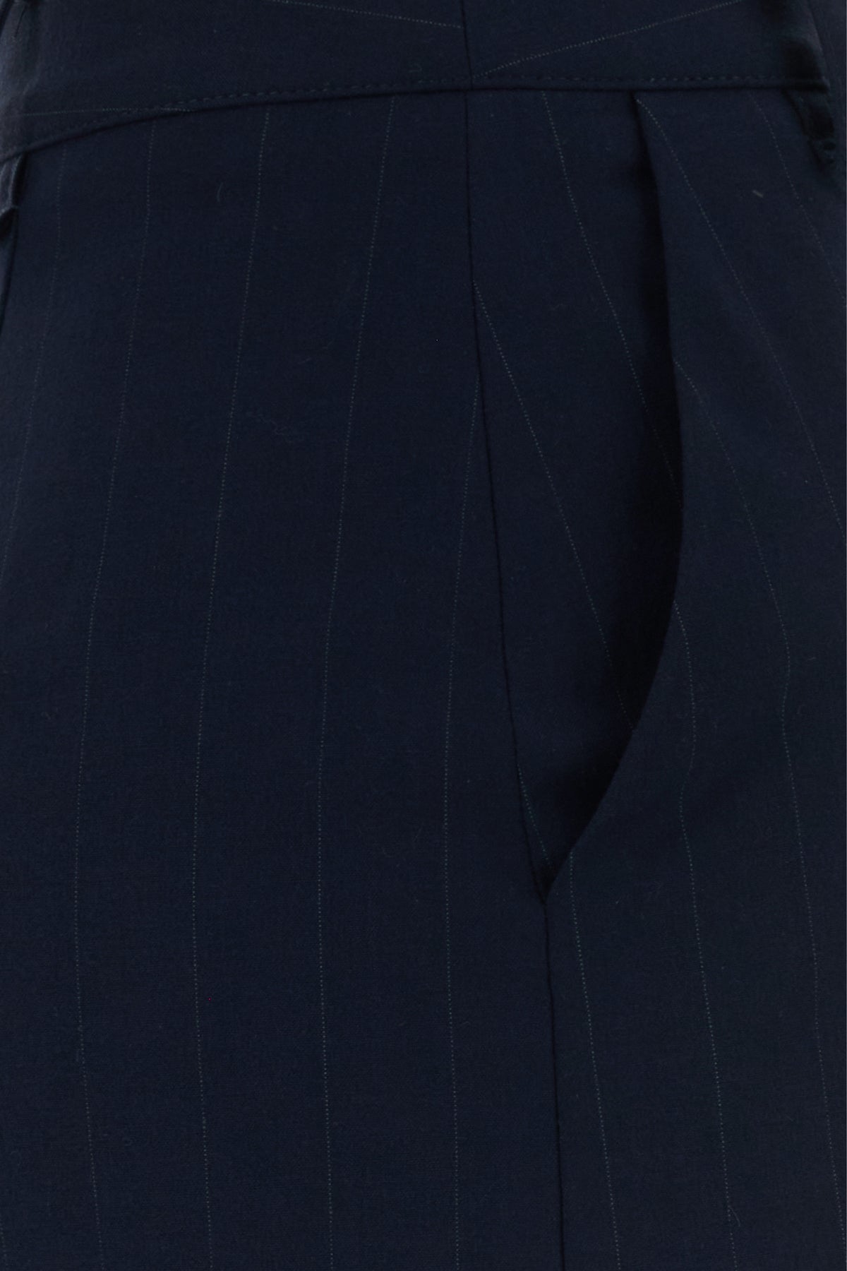 2000017423906_5