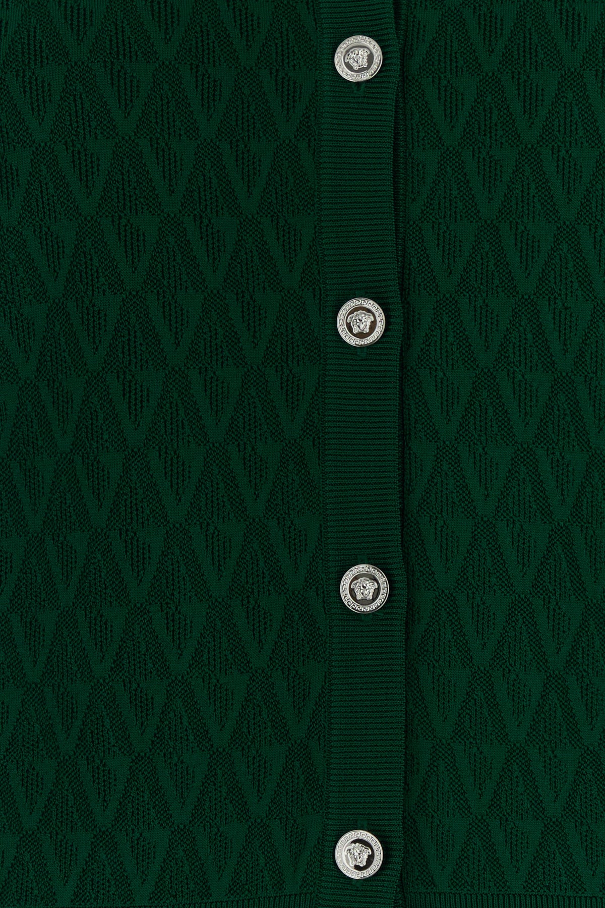 2000017686387_5