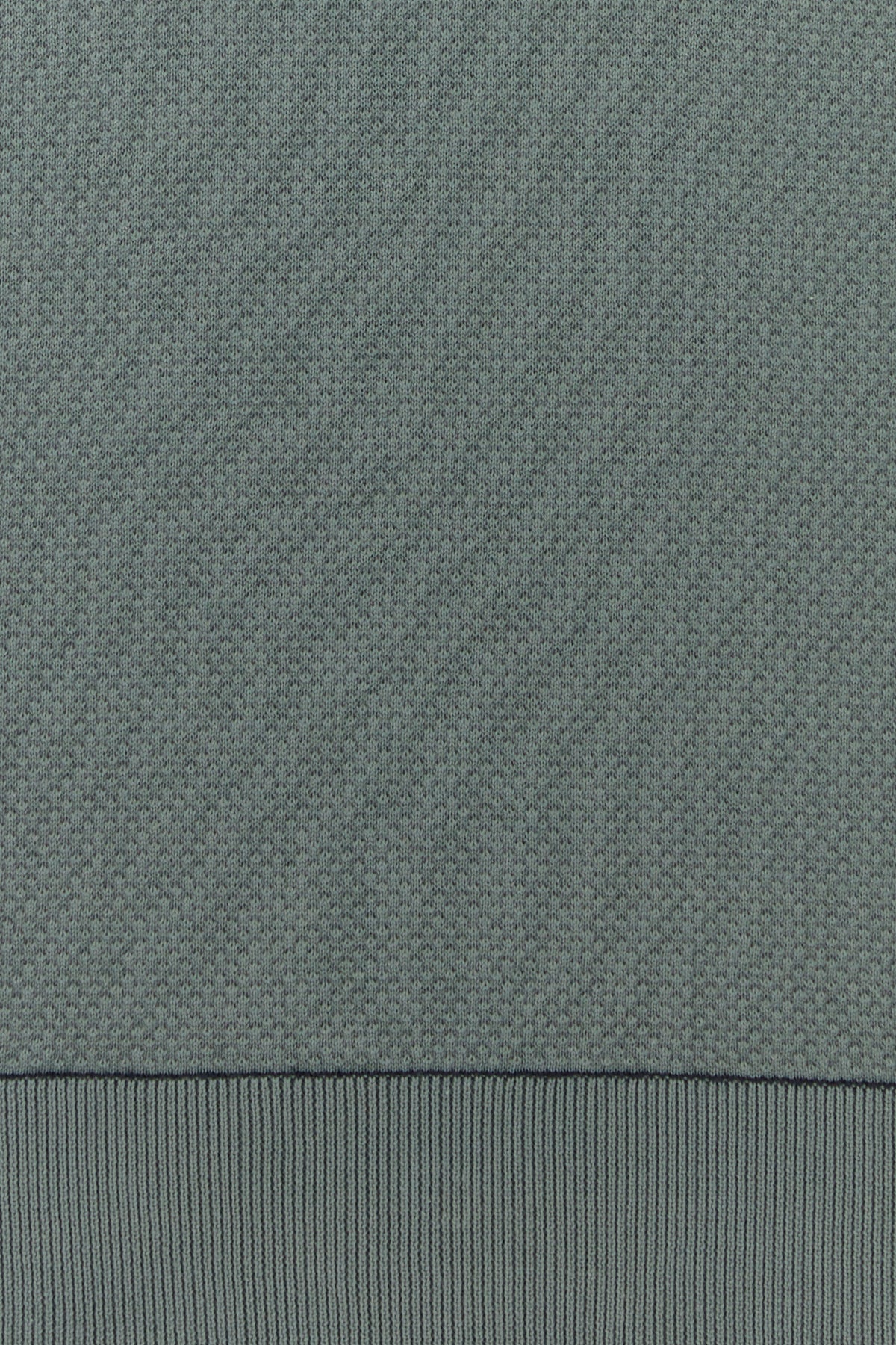 2000017774015_5