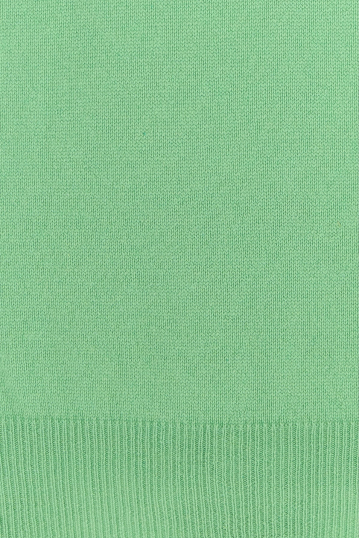 2000017857190_5