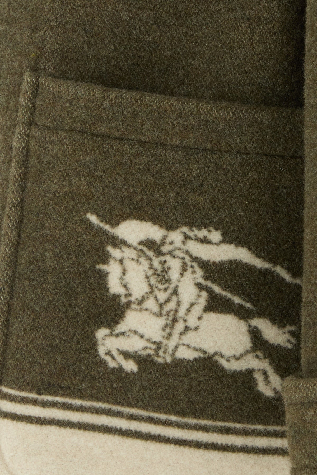 2000017864952_5