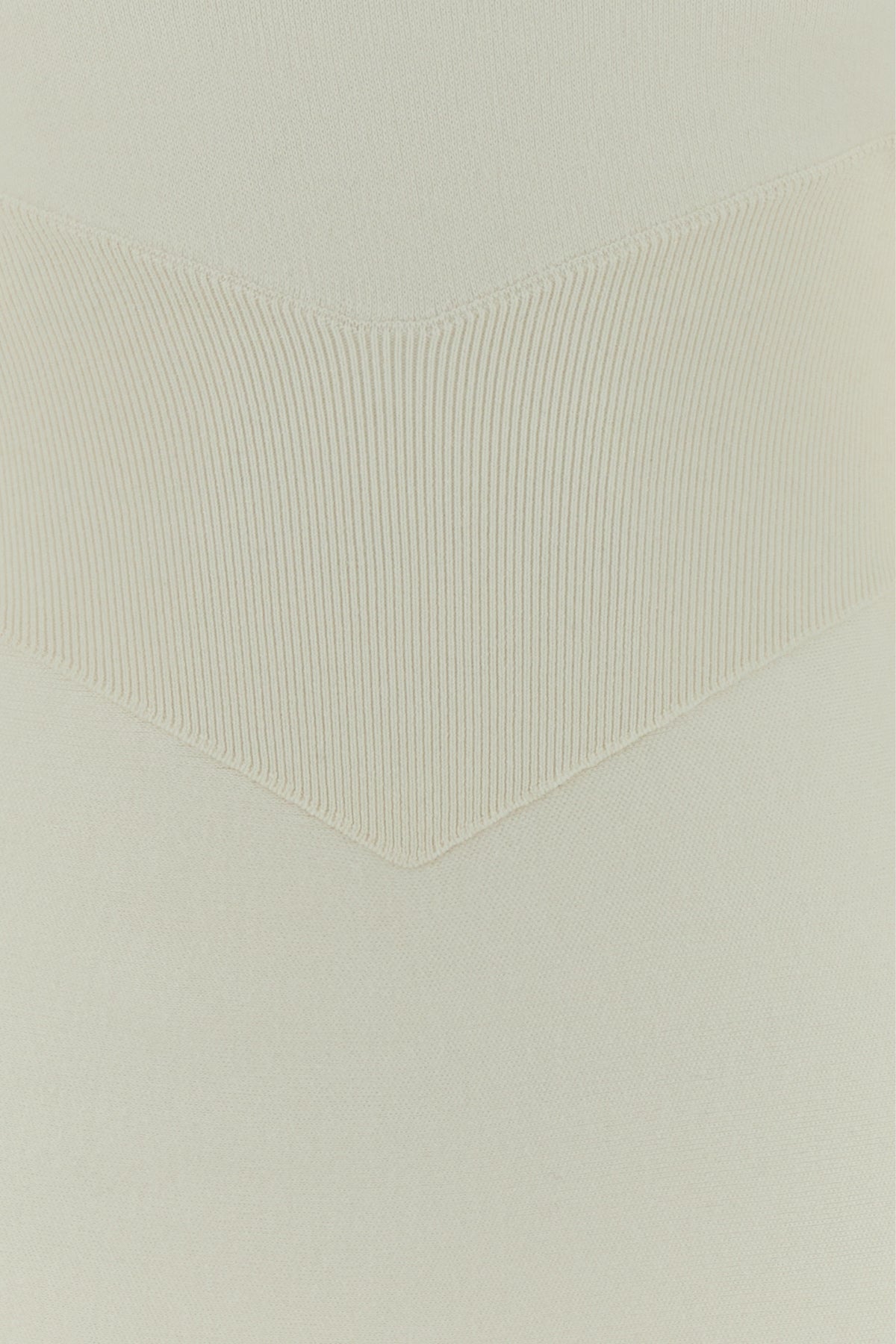 2000017927800_5