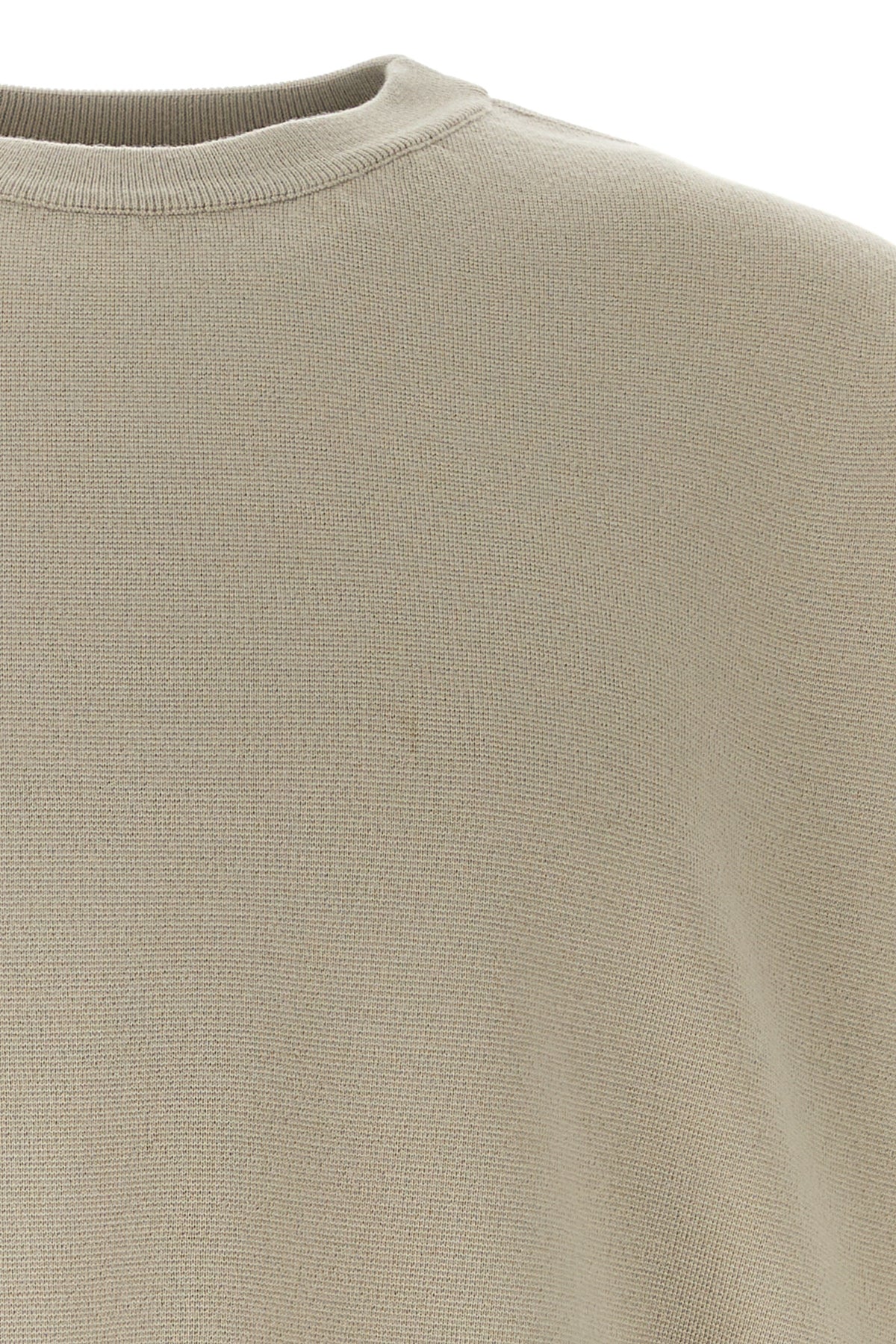 2000017945729_5