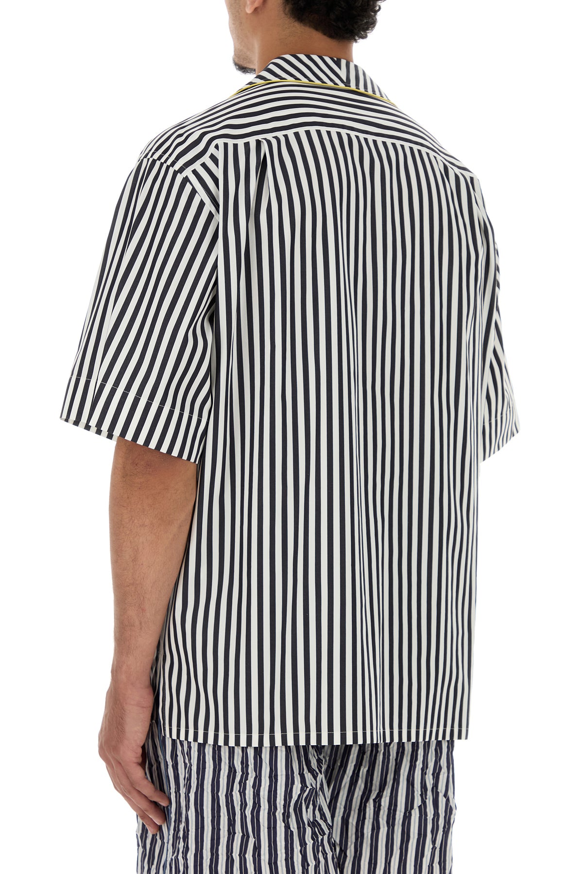 2000017998817_4